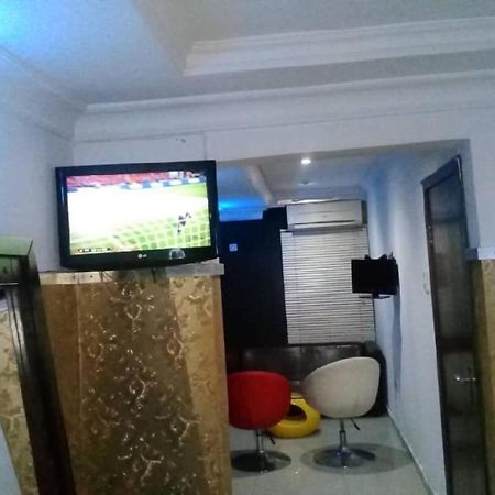 Theodawn Hotels @ Suite 29 Ikeja Eksteriør bilde