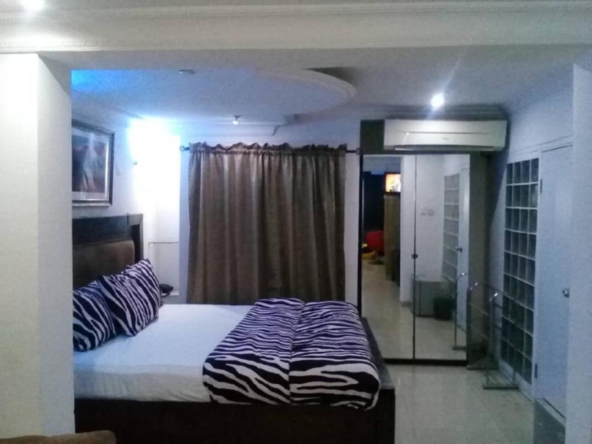 Theodawn Hotels @ Suite 29 Ikeja Eksteriør bilde