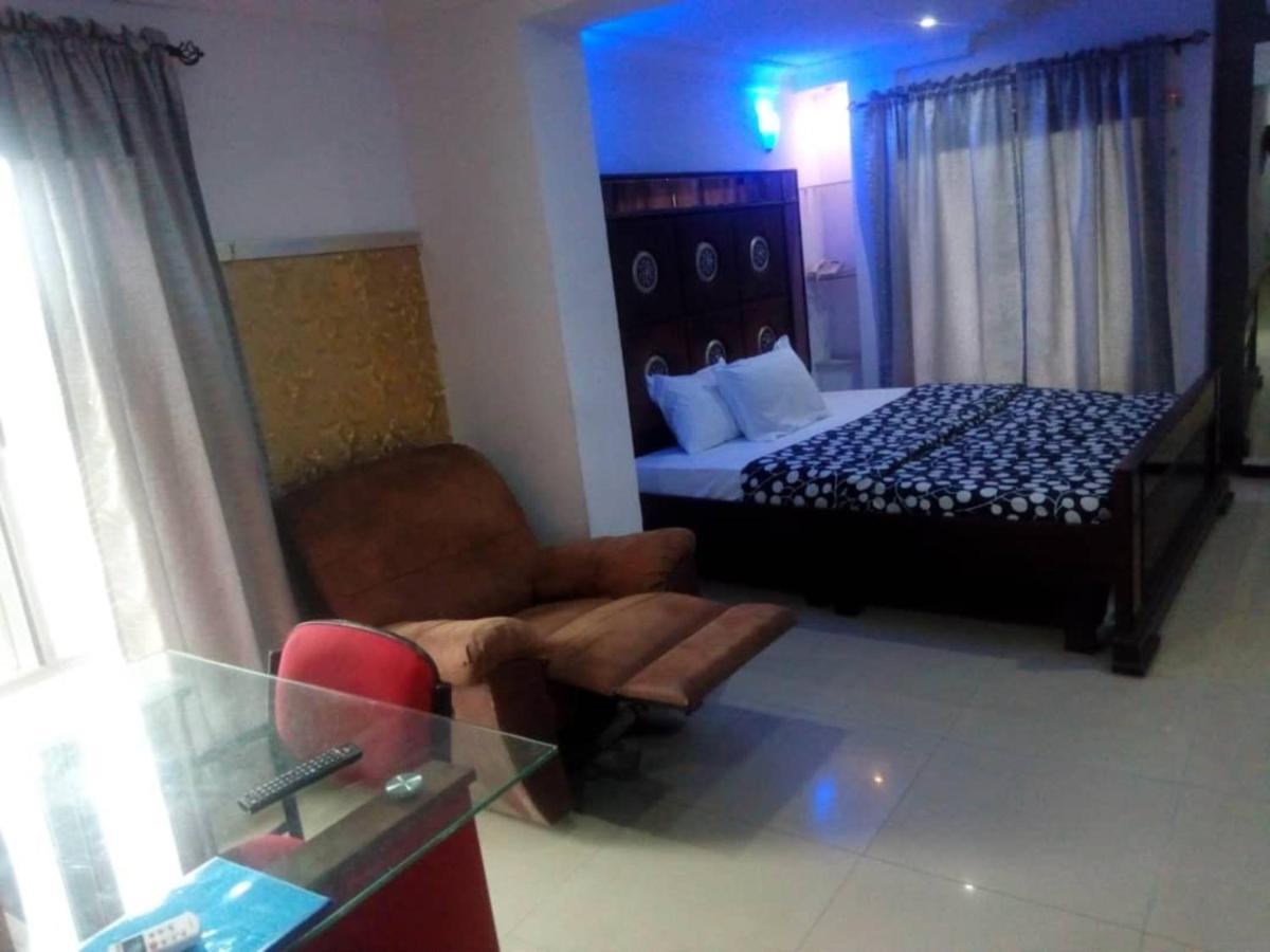Theodawn Hotels @ Suite 29 Ikeja Eksteriør bilde