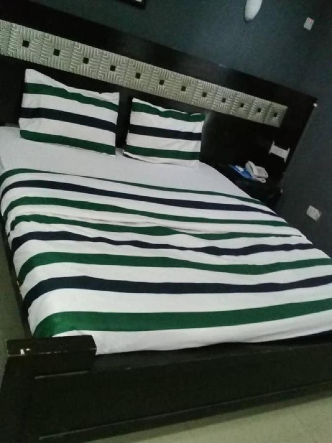 Theodawn Hotels @ Suite 29 Ikeja Eksteriør bilde