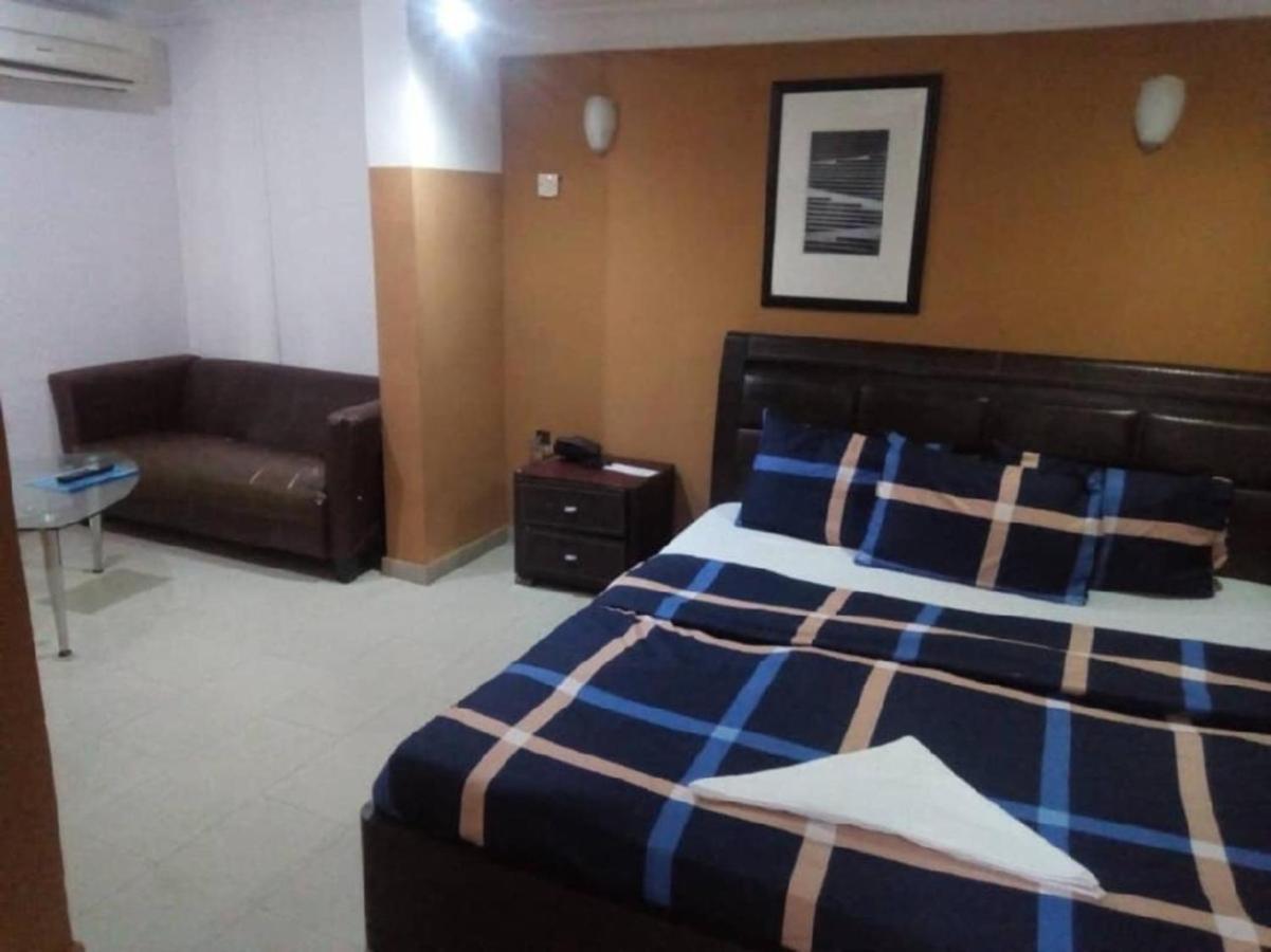 Theodawn Hotels @ Suite 29 Ikeja Eksteriør bilde