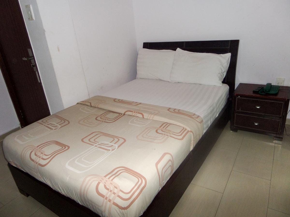 Theodawn Hotels @ Suite 29 Ikeja Eksteriør bilde
