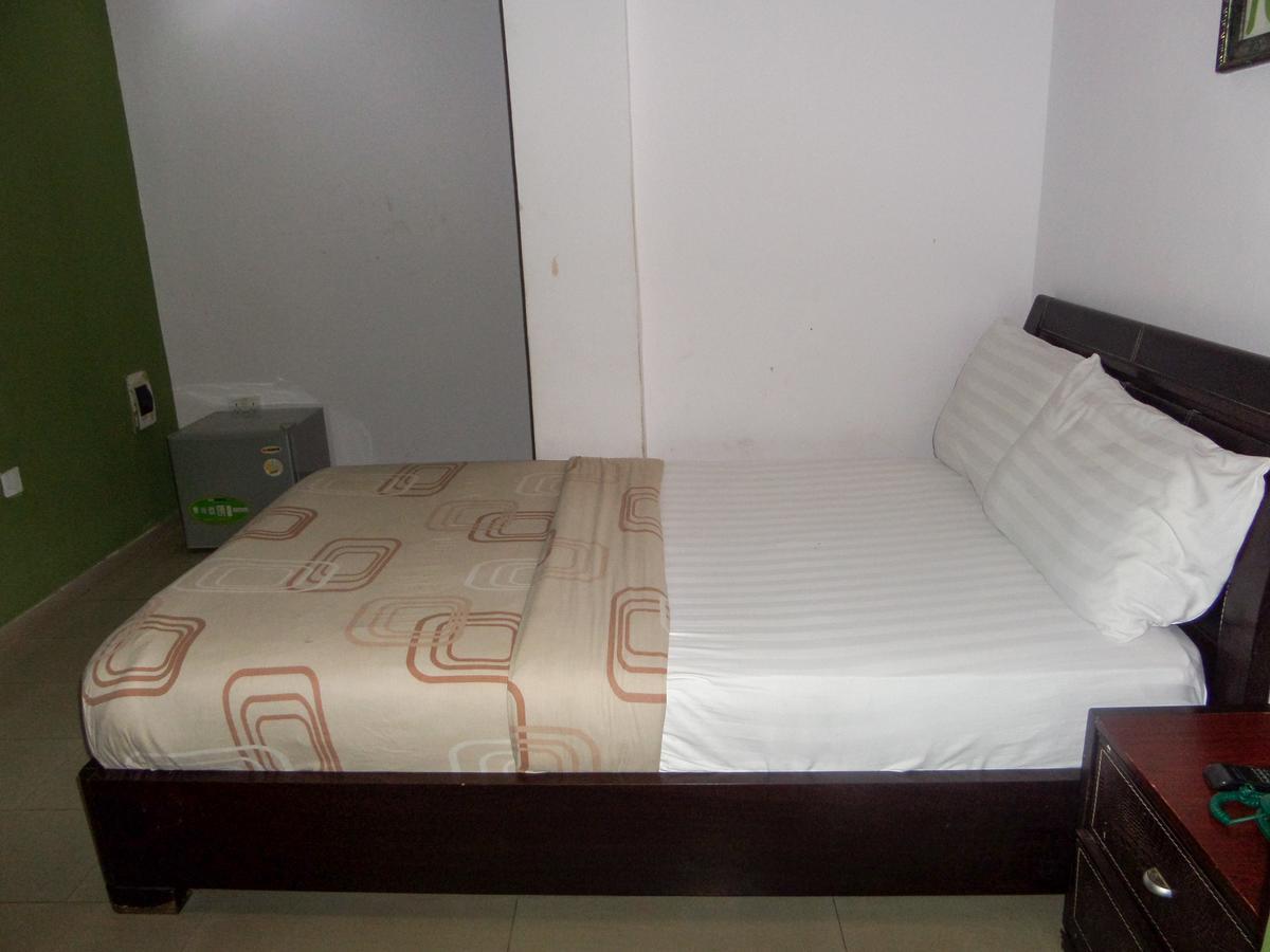 Theodawn Hotels @ Suite 29 Ikeja Eksteriør bilde