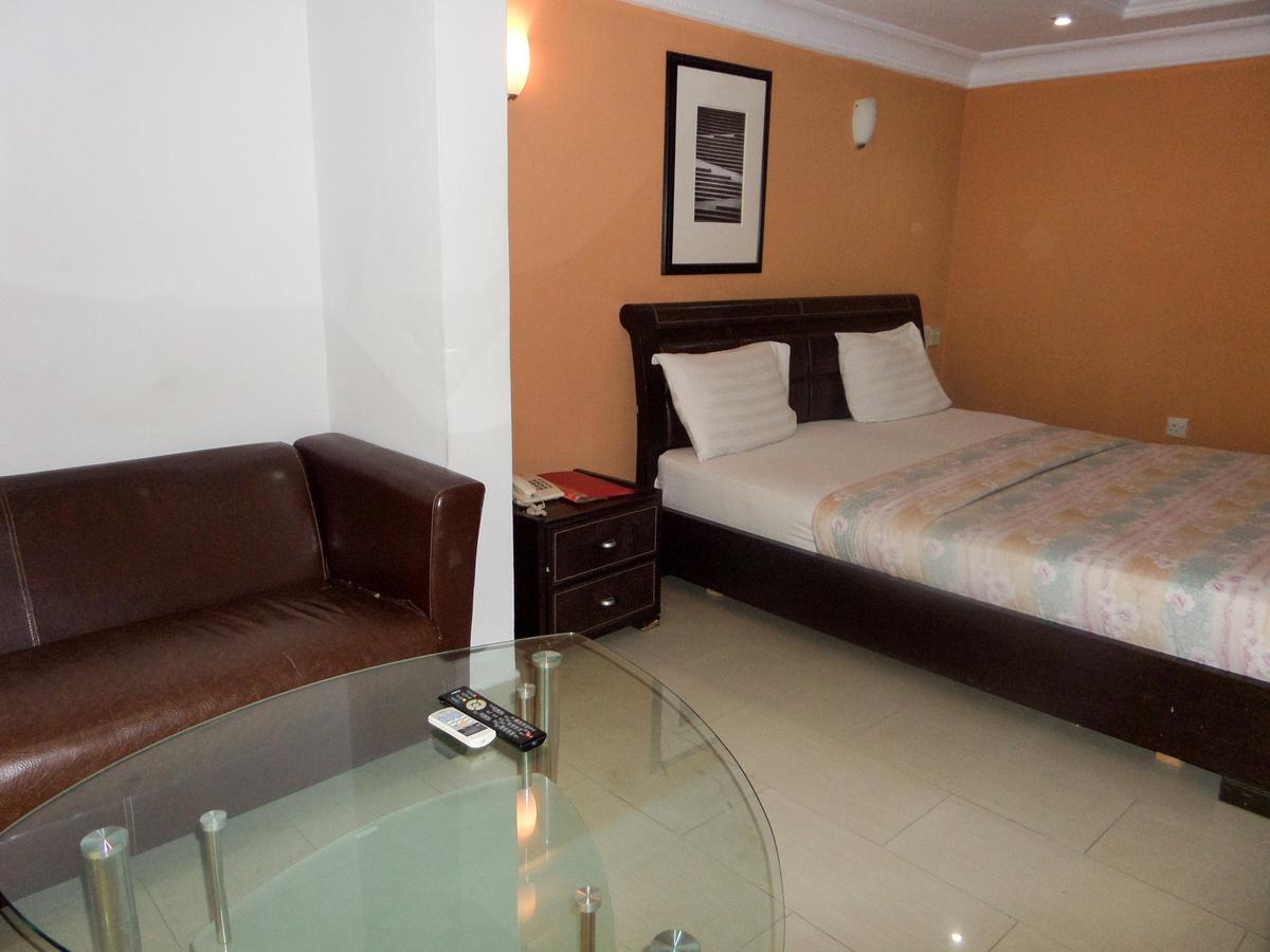 Theodawn Hotels @ Suite 29 Ikeja Eksteriør bilde